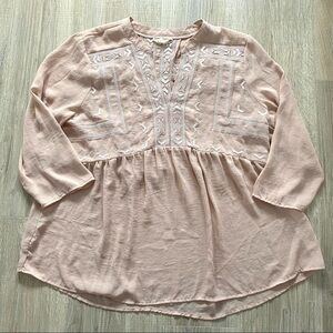⭐️3/$25 Adiva Blush Aztec Embroidered Tunic Blouse Top a Sz L